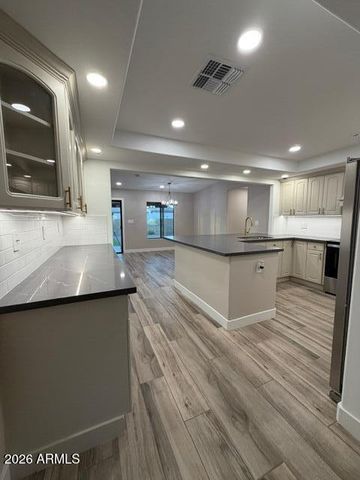 730 E HUBER Street, Mesa, AZ 85203