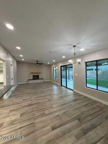 730 E HUBER Street, Mesa, AZ 85203