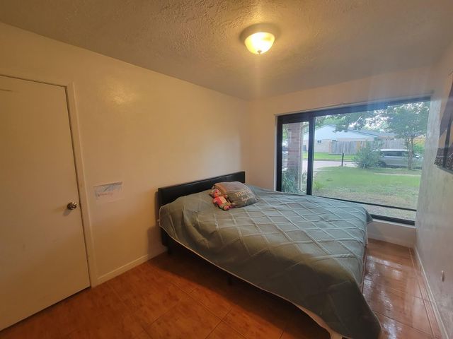 10106 Park Drive, Houston, TX 77086