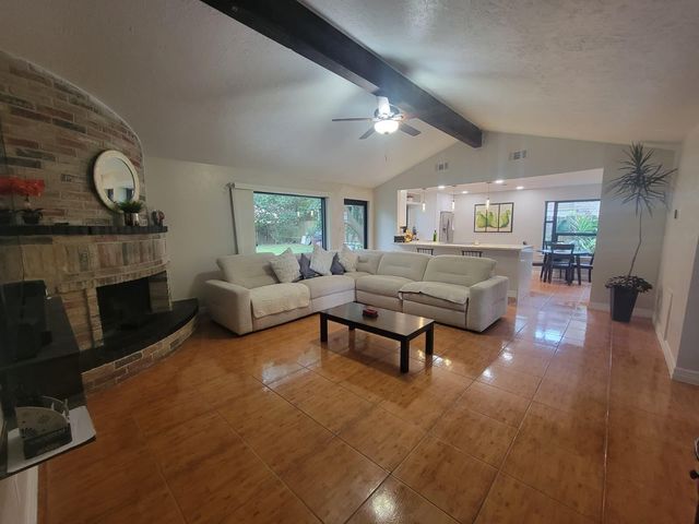 10106 Park Drive, Houston, TX 77086
