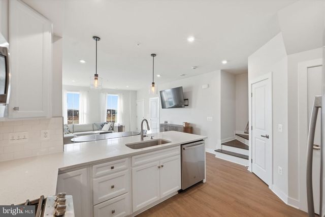 1670 KIRKMAN ST, Dumfries, VA 22026