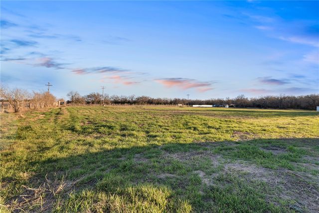 10102 Fm 3058, Caldwell, TX 77836