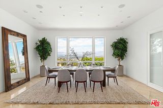 14435 Mulholland Drive, Los Angeles, CA 90077