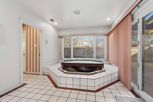 4202 95th Street, Lubbock, TX 79423