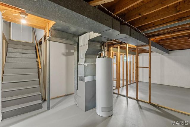 2370 Indiancup Drive, Florissant, MO 63033