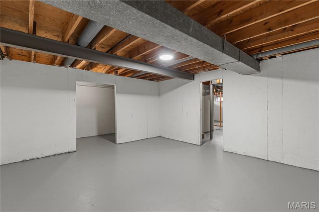 2370 Indiancup Drive, Florissant, MO 63033