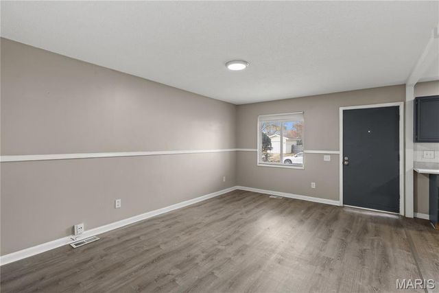 2370 Indiancup Drive, Florissant, MO 63033