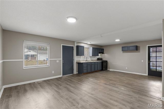 2370 Indiancup Drive, Florissant, MO 63033