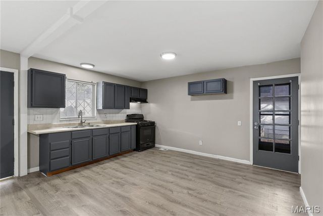 2370 Indiancup Drive, Florissant, MO 63033