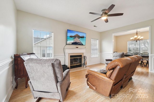 8426 Red Cypress Court, Charlotte, NC 28216