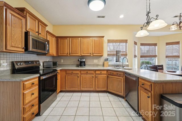 8426 Red Cypress Court, Charlotte, NC 28216