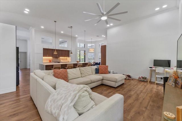 4911 NW 96th Drive, Coral Springs, FL 33076