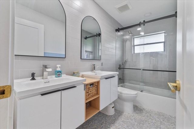 4911 NW 96th Drive, Coral Springs, FL 33076