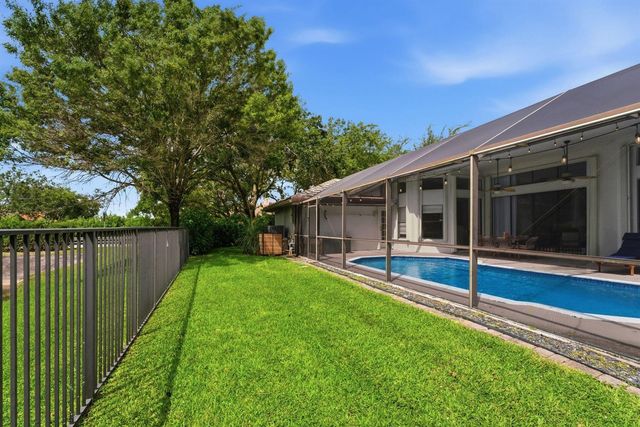 4911 NW 96th Drive, Coral Springs, FL 33076