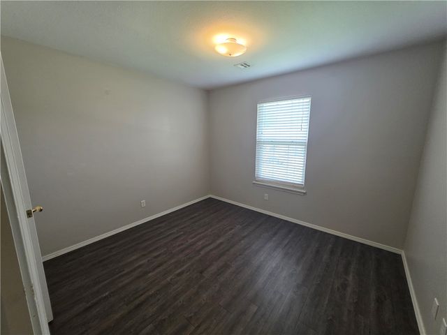 38 Burnett Circle, Bentonville, AR 72712