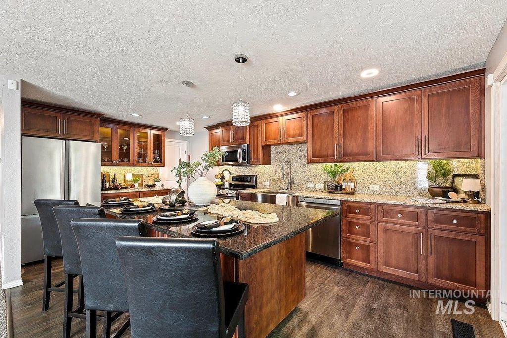 10740 W Alliance Street, Boise, ID 83713 photo 4