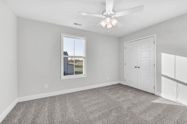 516 Ayden Ln, Clarksville, TN 37042