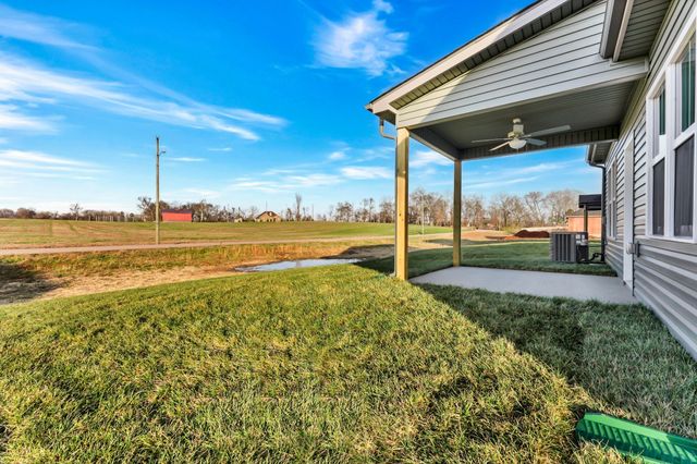 516 Ayden Ln, Clarksville, TN 37042