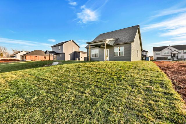 516 Ayden Ln, Clarksville, TN 37042