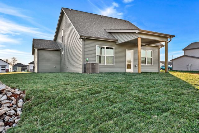 516 Ayden Ln, Clarksville, TN 37042