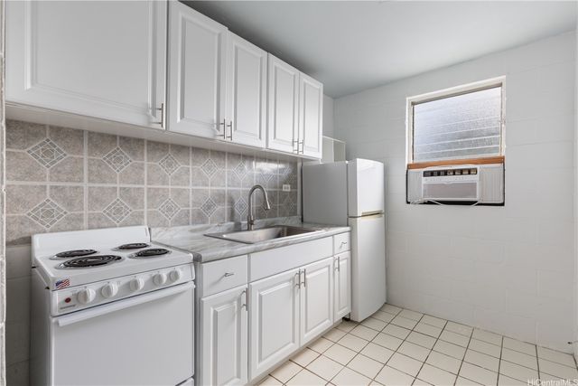 94-245 Leowahine Street 239, Waipahu, HI 96797