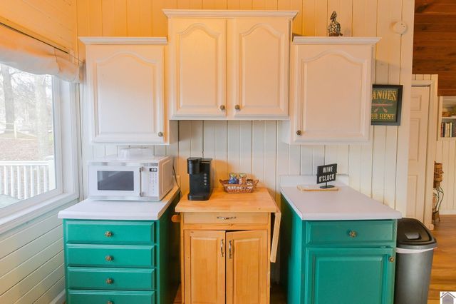 333 Serenity Shores Road, Benton, KY 42025