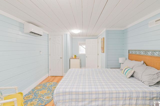 333 Serenity Shores Road, Benton, KY 42025