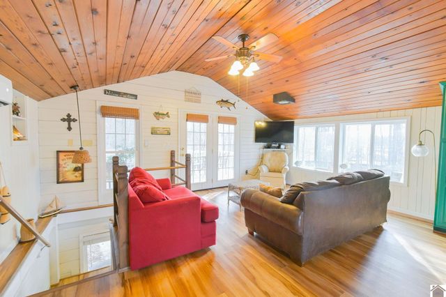 333 Serenity Shores Road, Benton, KY 42025