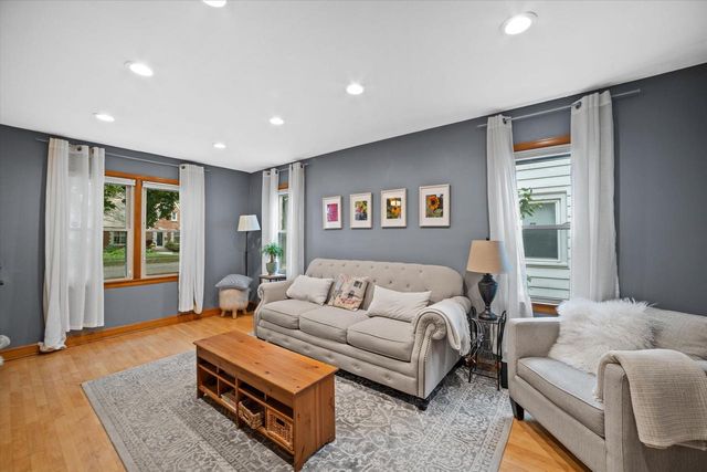 2967 N 79th STREET, Milwaukee, WI 53222