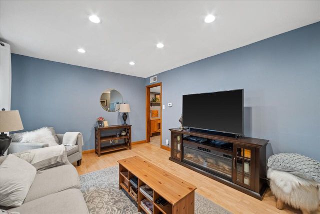 2967 N 79th STREET, Milwaukee, WI 53222