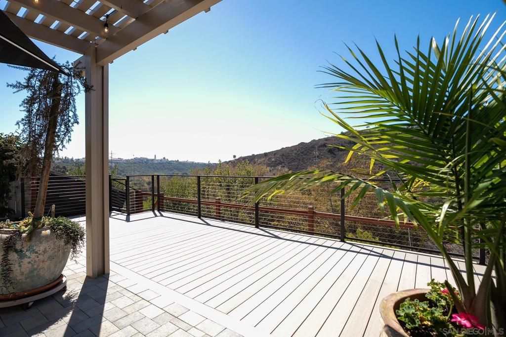 6093 CAMINITO DEL OESTE, San Diego, CA 92111 — photo 4