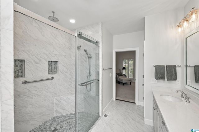 3149 WELLINGTON PARKWAY, Vestavia Hills, AL 35243