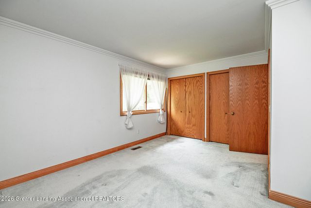 2020 Greenwich Court, Lansing, MI 48910