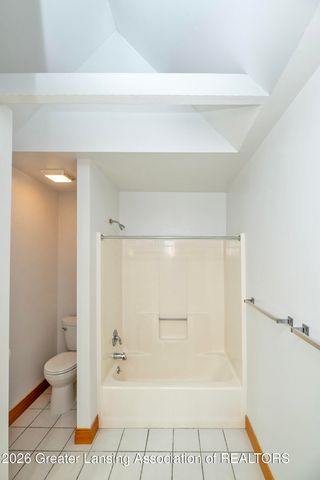 2020 Greenwich Court, Lansing, MI 48910