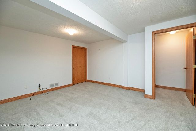 2020 Greenwich Court, Lansing, MI 48910