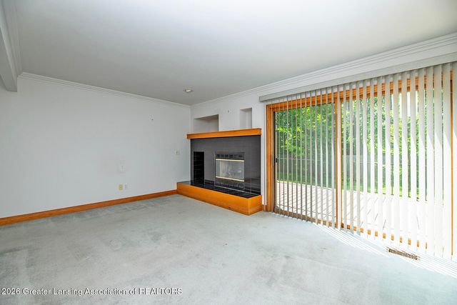 2020 Greenwich Court, Lansing, MI 48910