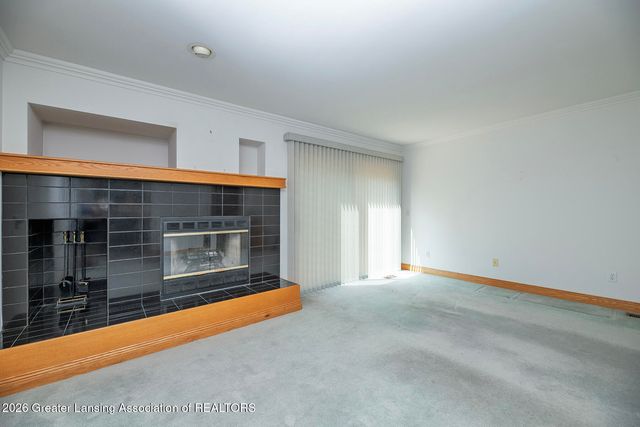 2020 Greenwich Court, Lansing, MI 48910