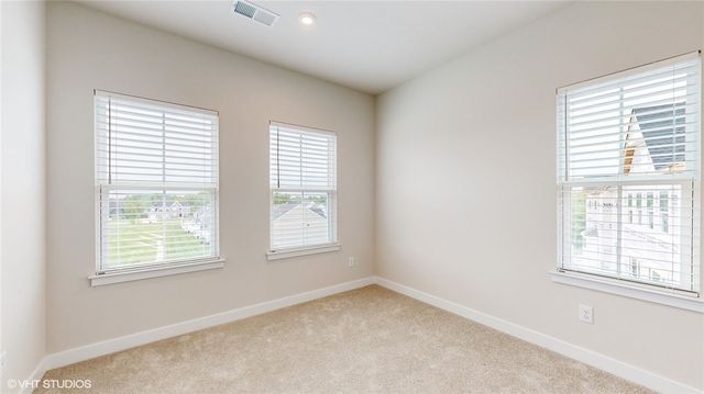 4908 Spruce Rd, Pine Twp, PA 15044