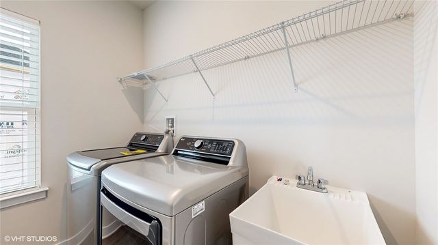 4908 Spruce Rd, Pine Twp, PA 15044