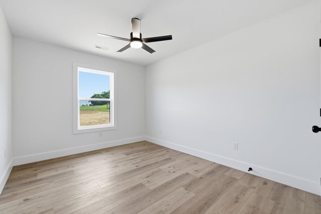 100 Clover Crescent, Paducah, KY 42003