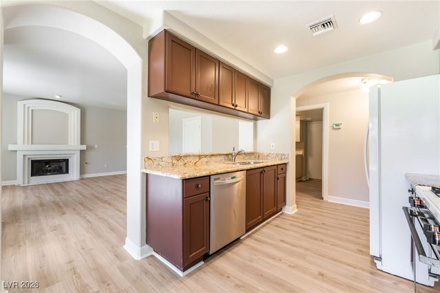 7629 Valley Green Drive 101, Las Vegas, NV 89149