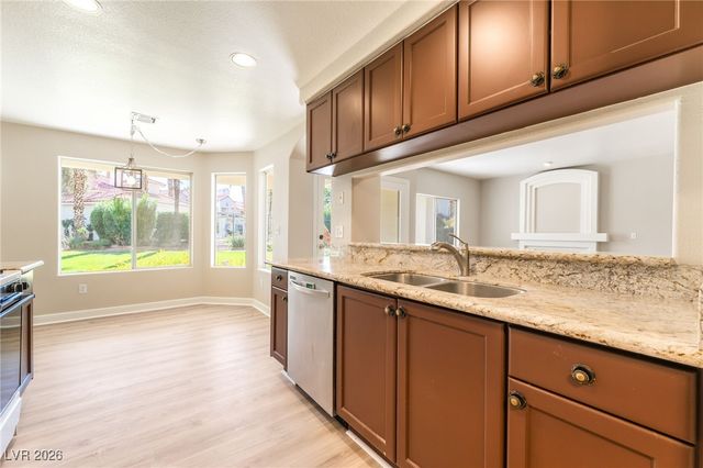 7629 Valley Green Drive 101, Las Vegas, NV 89149