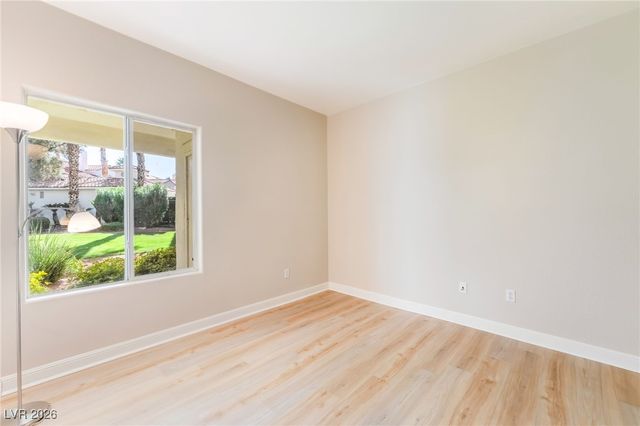 7629 Valley Green Drive 101, Las Vegas, NV 89149