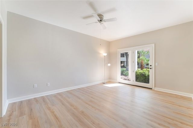 7629 Valley Green Drive 101, Las Vegas, NV 89149