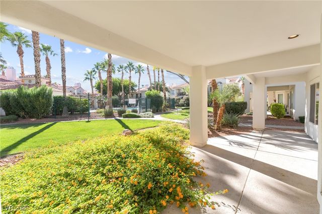 7629 Valley Green Drive 101, Las Vegas, NV 89149