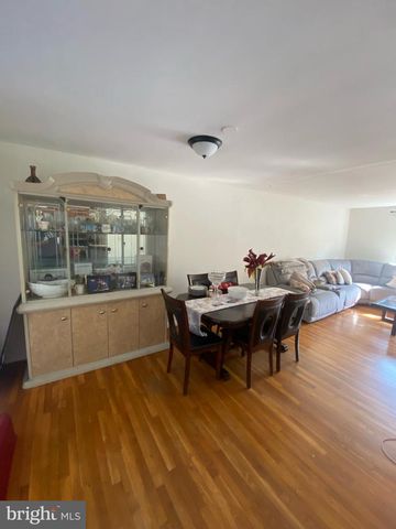 9601 E LIGHT DR E, Silver Spring, MD 20903