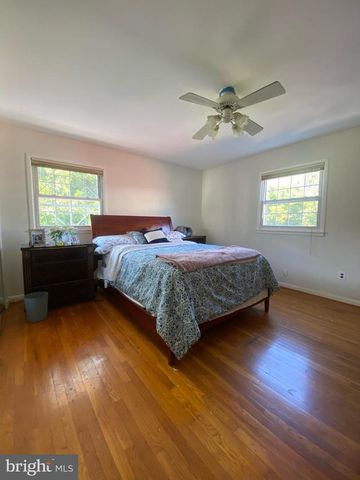9601 E LIGHT DR E, Silver Spring, MD 20903