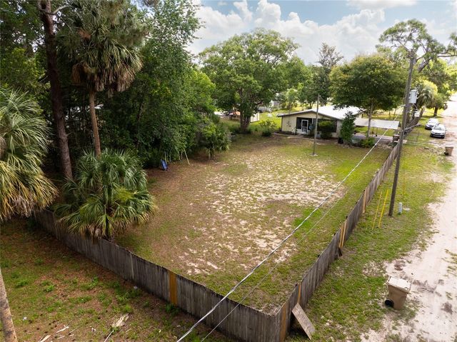 27751 LUELLA AVENUE, Paisley, FL 32767