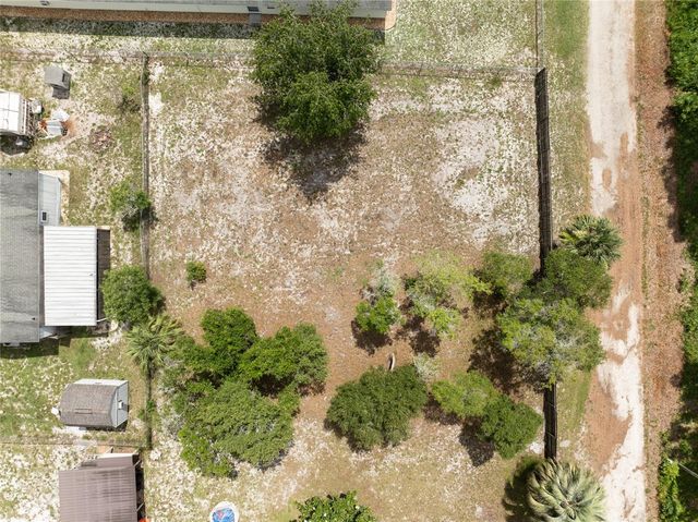 27751 LUELLA AVENUE, Paisley, FL 32767