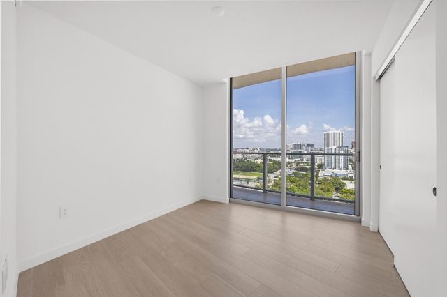 1400 Biscayne Boulevard 2007, Miami, FL 33132